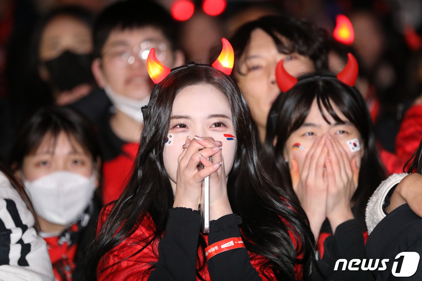 The Red Devils are on their way...Supporting the streets of Gwanghwamun and an expedition to Mexico - Sportal Korea