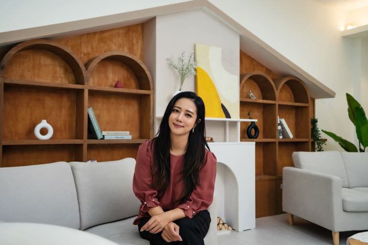 [Interview] Announcer and Actress, Now Travel Agency CEO Choi Song-hyun ...